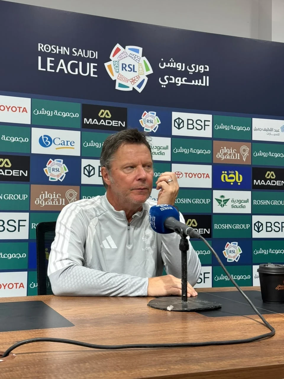 أولكساك: سلامة اللاعبين وراء توتر الجهاز الفني لنيوم