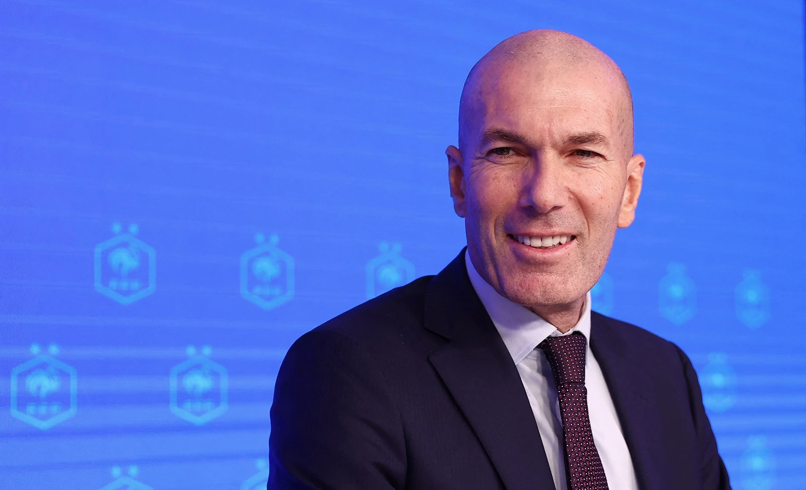 زين الدين زيدان مدربًا جديدًا لمنتخب فرنسا