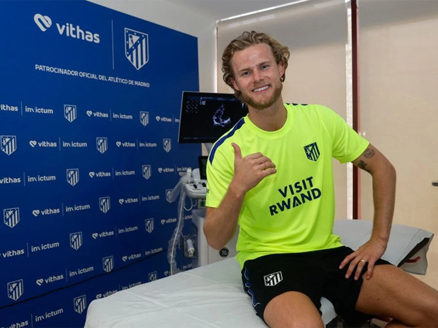 رسميًا.. أتليتيكو مدريد يتعاقد مع الدنماركي يولمان 