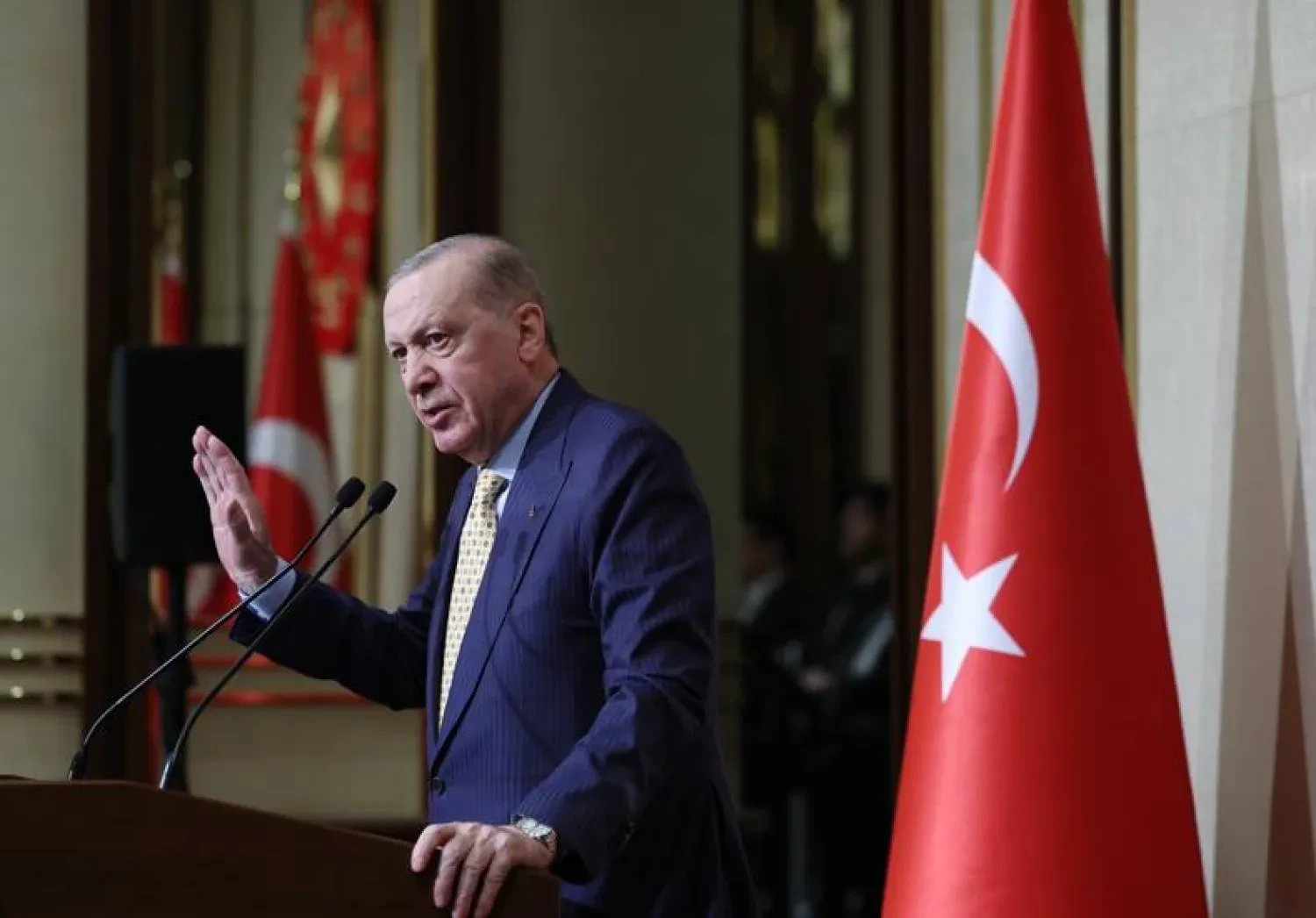 أردوغان: نقف مع السعودية وندين الهجمات الحوثية