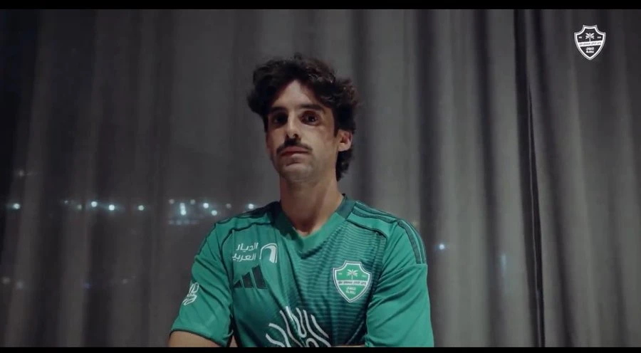 كما أشار "سبورت 24".. الأهلي يتعاقد مع البرتغالي ترينكاو