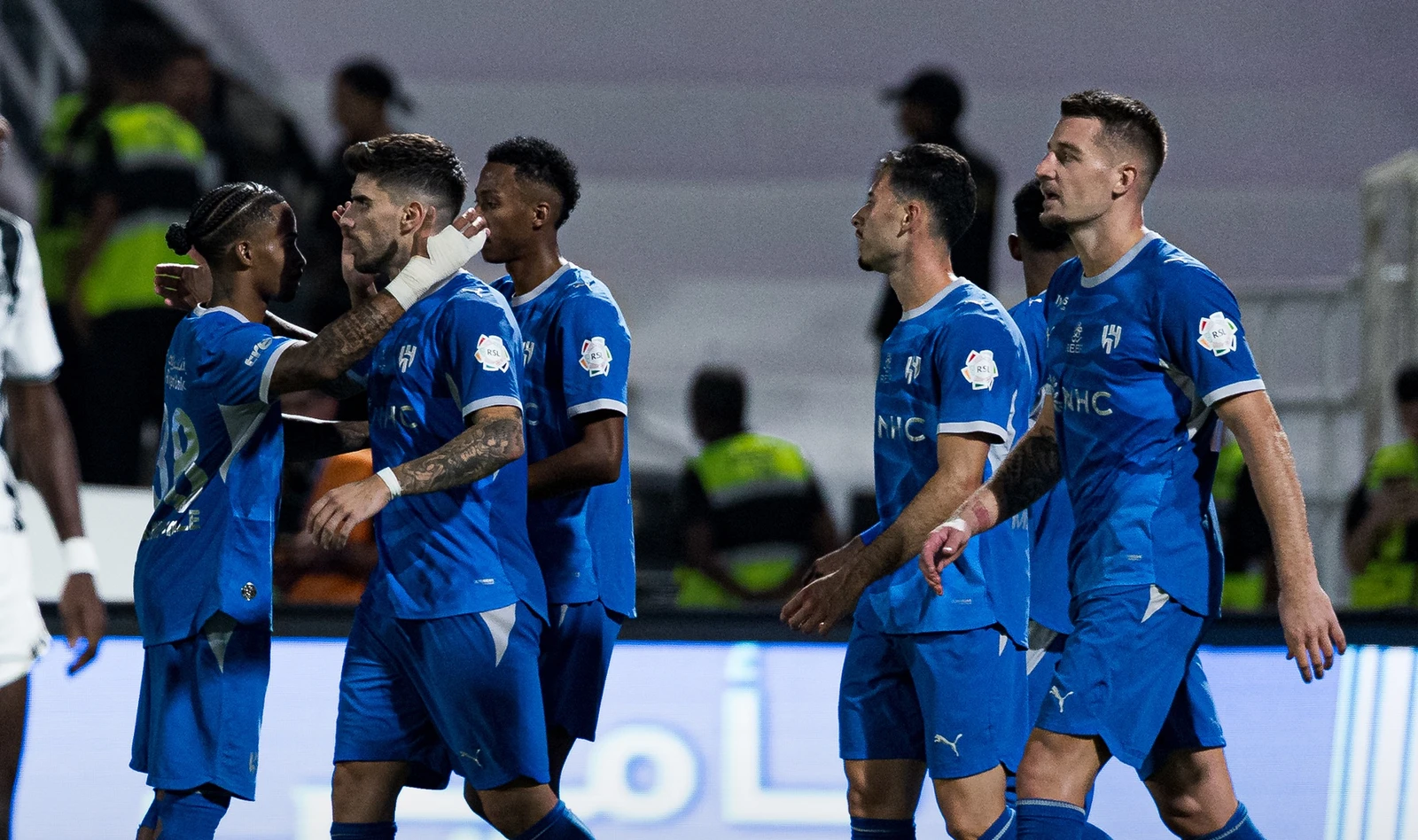 الهلال يفقد 5 لاعبين أمام التعاون 