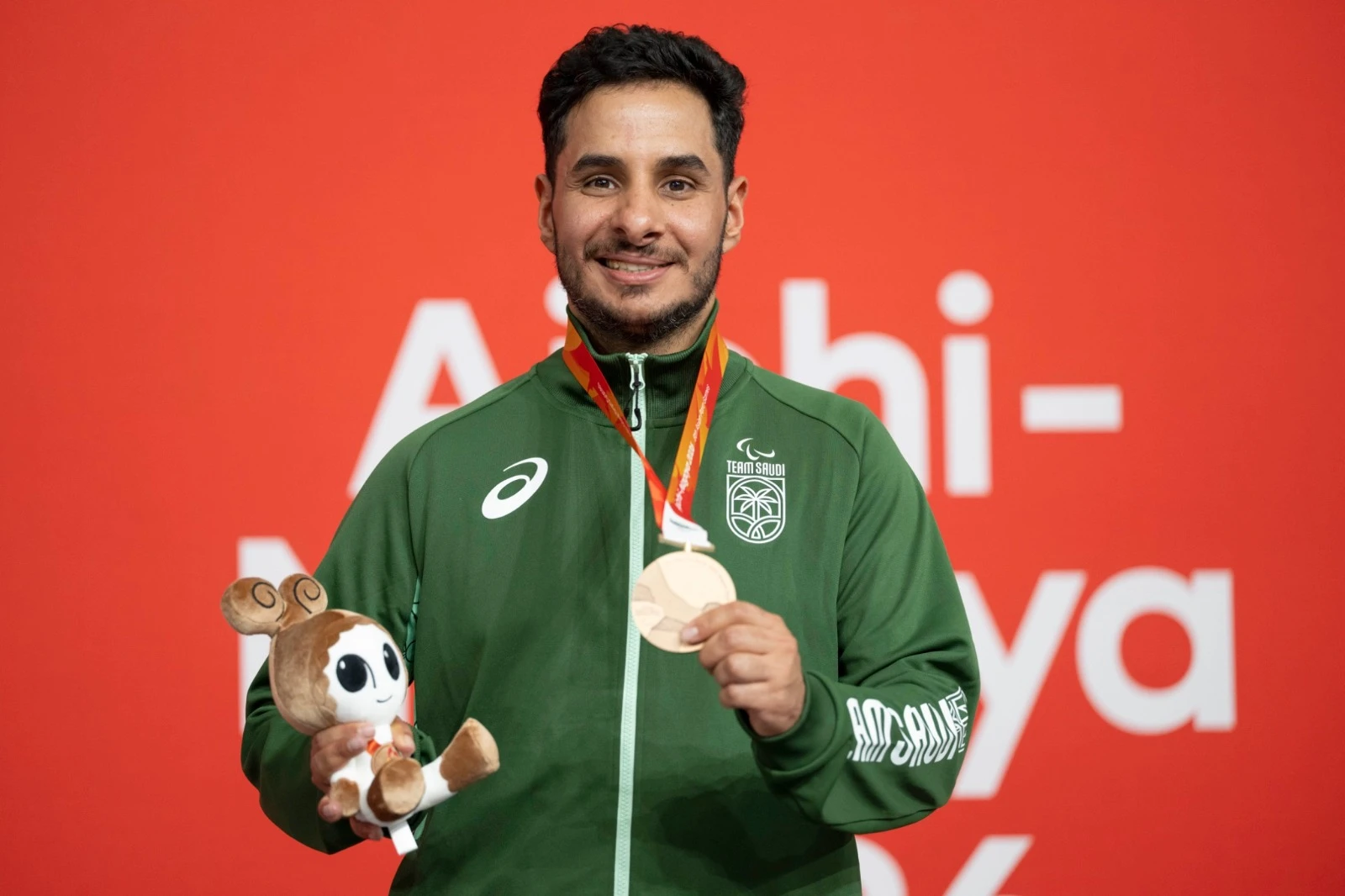 الزهراني والأحمري يفتتحان رصيد السعودية في بارالمبياد آسيا  