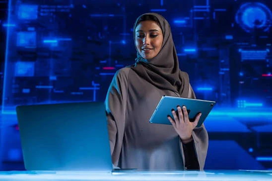 بدء التسجيل في برنامج الابتعاث المبتدئ بالتوظيف في "شنايدر إلكتريك"