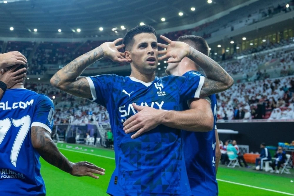 الهلال يتمسك بمطالبه المالية في صفقة كانسيلو 