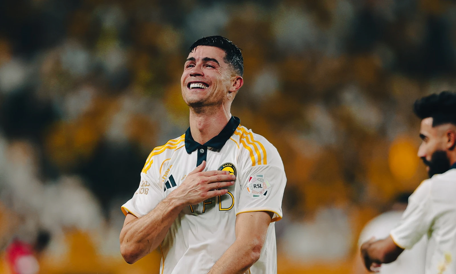 رونالدو يعلن بداية فصل جديد مع النصر