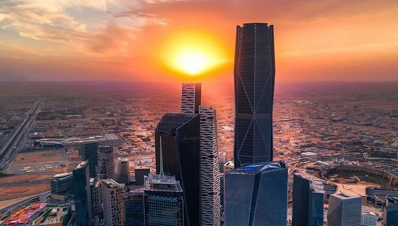حرارة الرياض تلامس 48 درجة غدًا