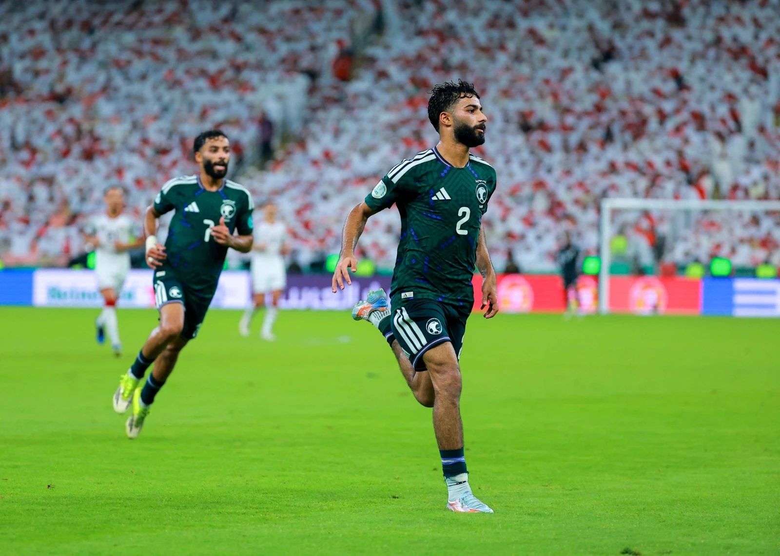 ليلة لا تُنسى للأخوين.. "أبو الشامات" يكتبان قصة استثنائية مع الأخضر في خليجي 27