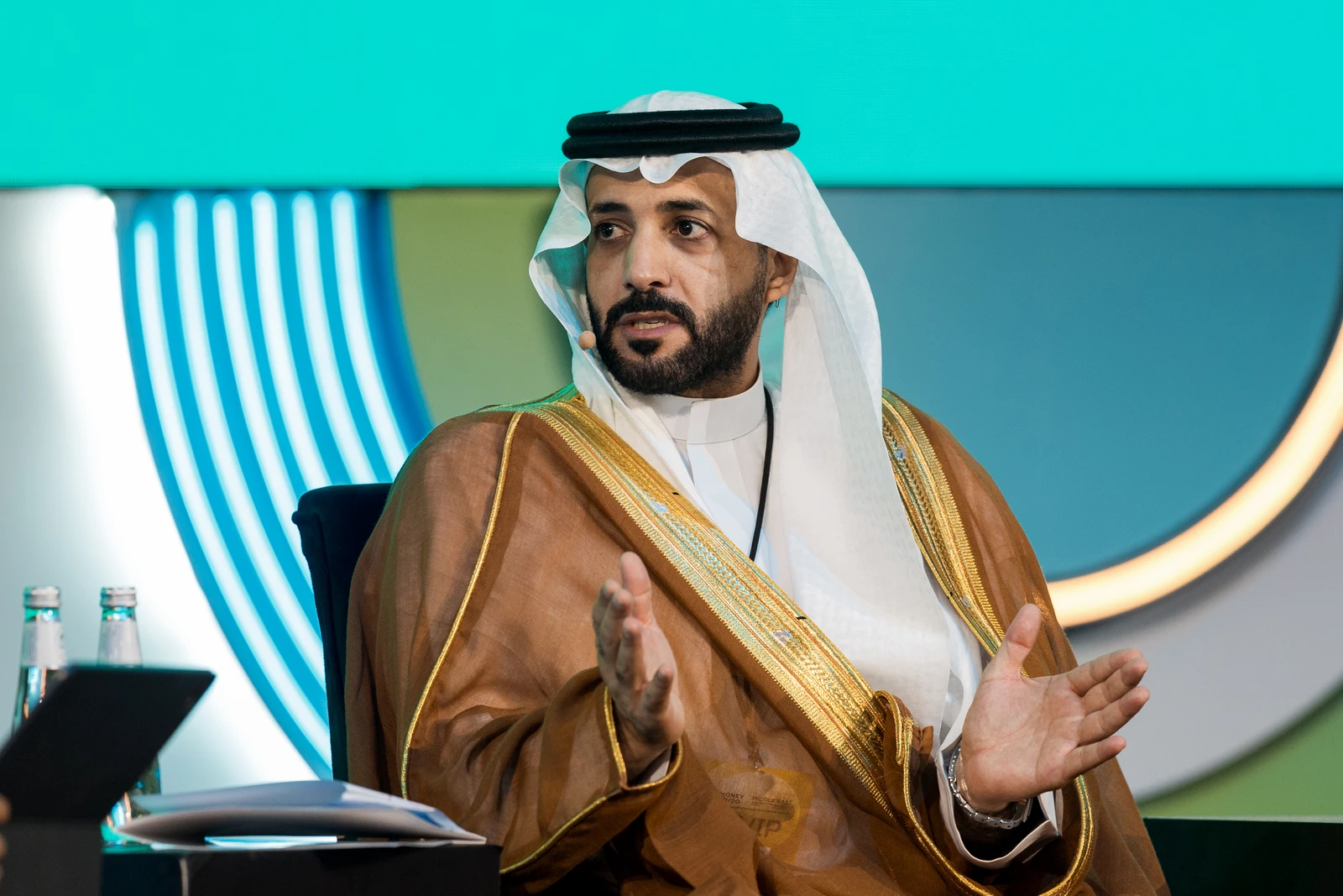 الذكاء الاصطناعي يعيد تشكيل مهارات العاملين بالقطاع المالي