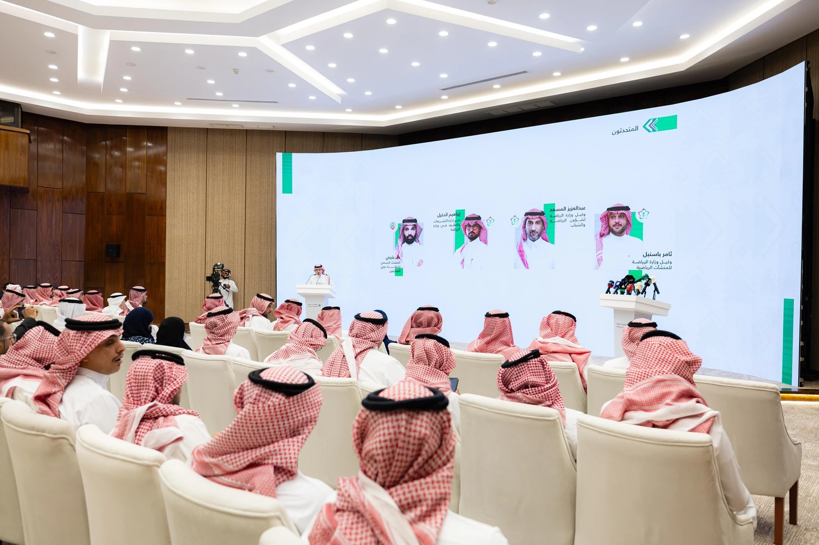 وزارة الرياضة تطلق استراتيجية دعم الأندية للموسم الرياضي 2026-2027