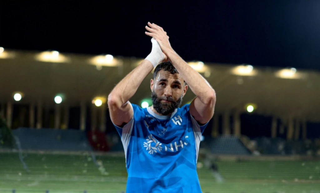 برسالة مؤثرة.. الهلال يودع بنزيما