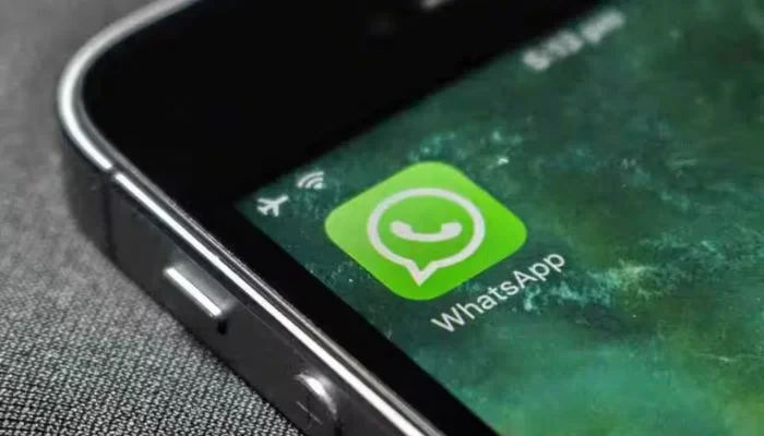 "واتساب" يختبر تحويل الكلام إلى نص دون إنترنت