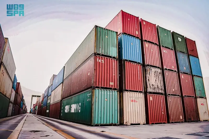 انخفاض الصادرات 4.5% وغير النفطية 9.7% في يونيو