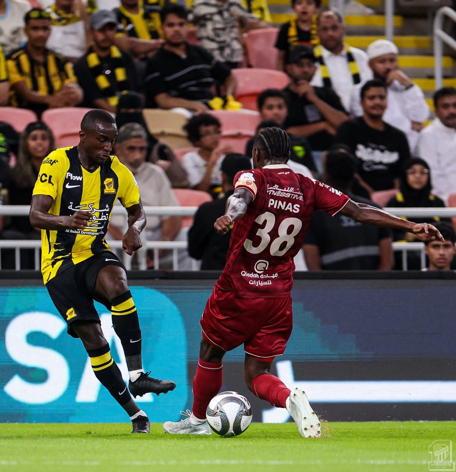 الاتحاد يسقط في فخ التعادل أمام الخلود