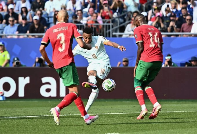 فرنسا تهزم المغرب بثنائية وتتأهل إلى نصف نهائي مونديال 2026
