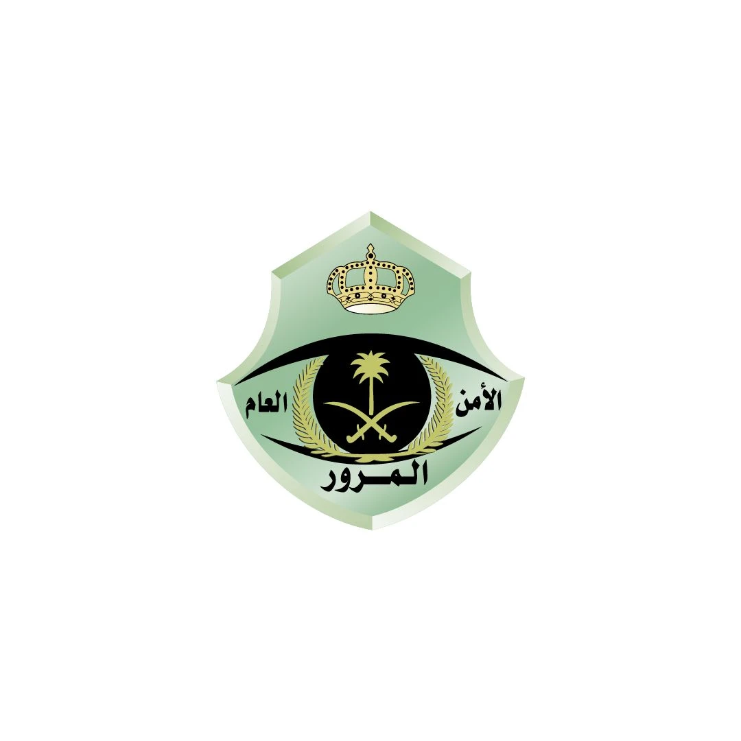 "المرور" يباشر حادث انزلاق شاحنة واصطدامها بمركبات في أبها