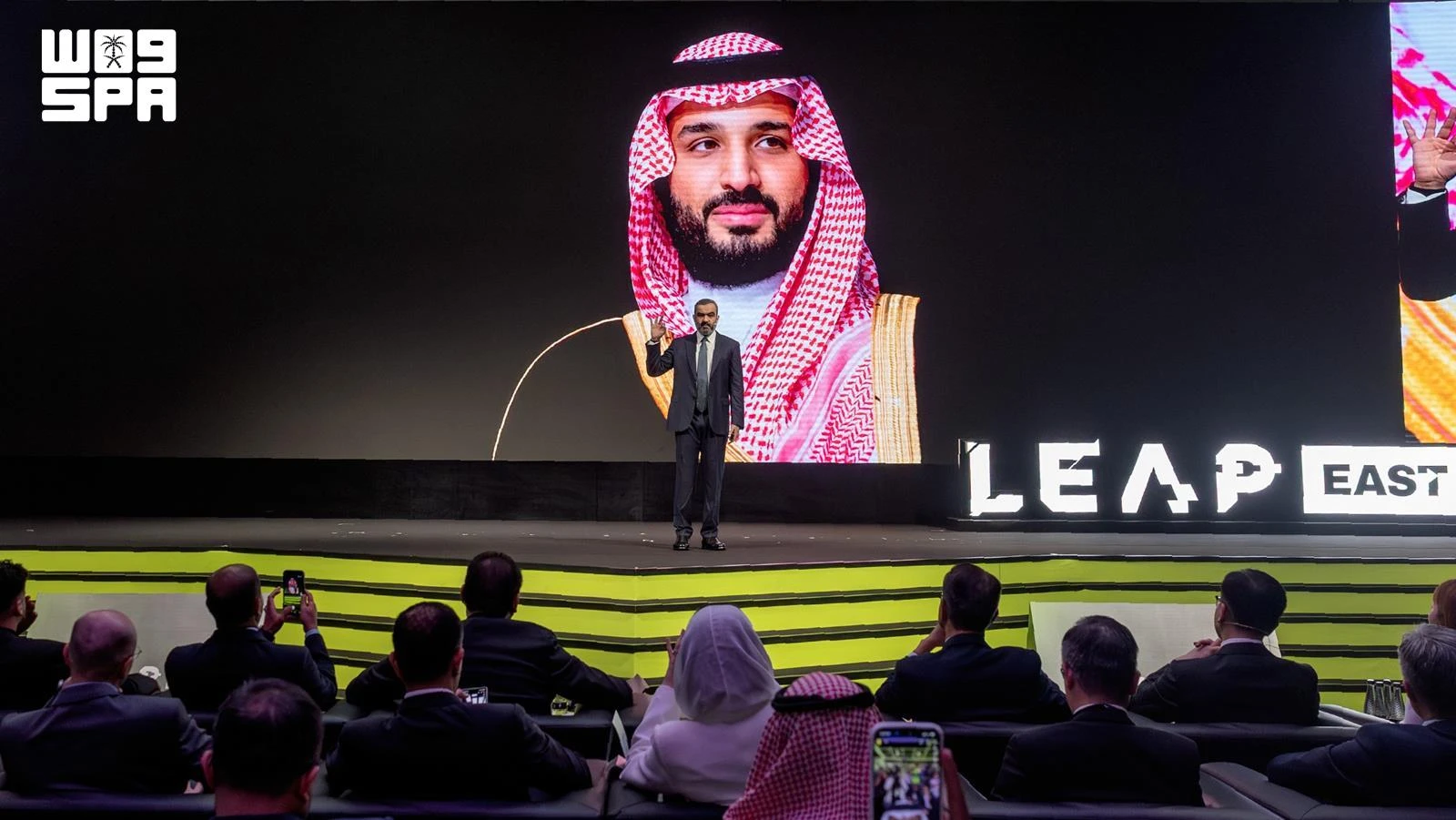 السواحة: المملكة مركز عالمي لربط منظومة الذكاء بين الشرق والغرب