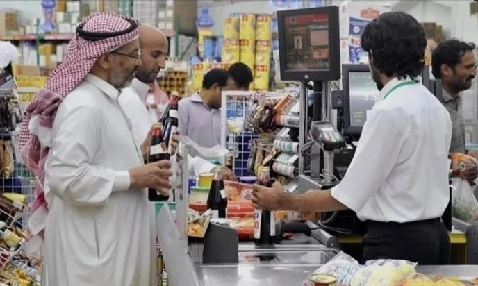 9 ضوابط للتخفيضات و3 حقوق للمستهلك عند التسوق