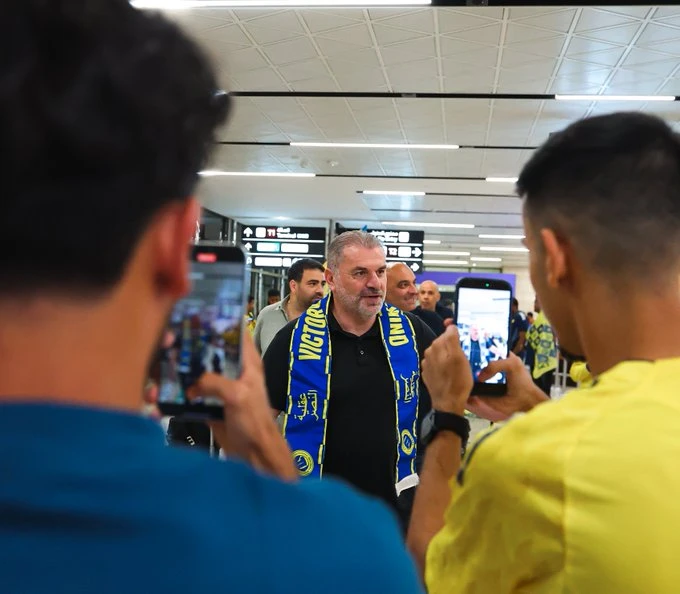 بوستيكوجلو يصل الرياض لقيادة النصر