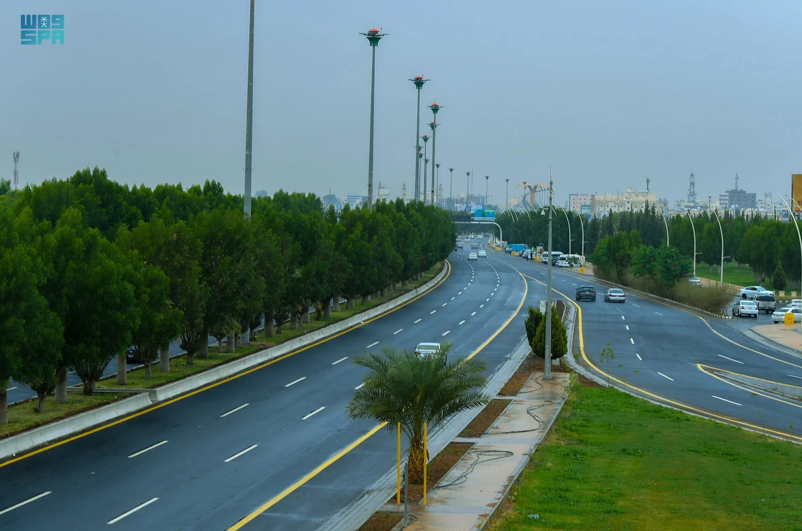 "الأرصاد": أمطار ورياح على عدة مناطق