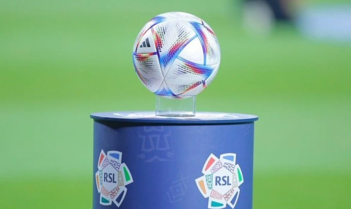 حكام مباراتي اليوم في الجولة 4 من دوري روشن