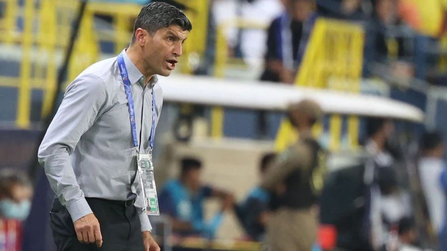 بعد رحيله عن الفيحاء.. بيدرو إيمانويل يبدأ مهمته مع فاسكو دا غاما
