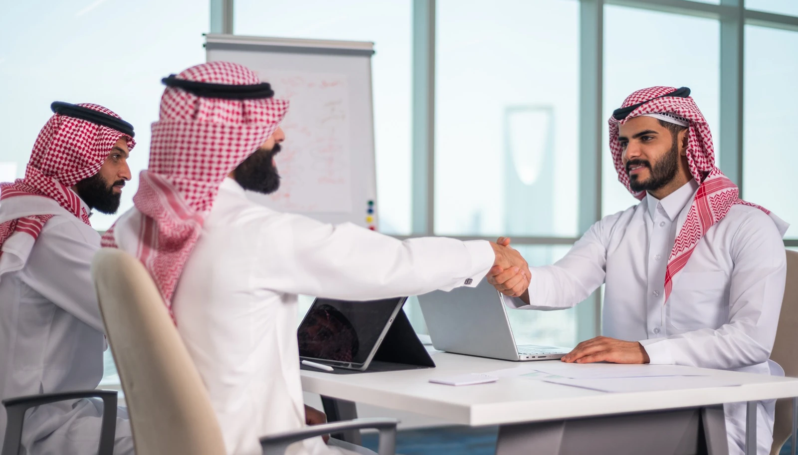 رصد ممارسات مخالفة لنظام المنافسات والمشتريات الحكومية