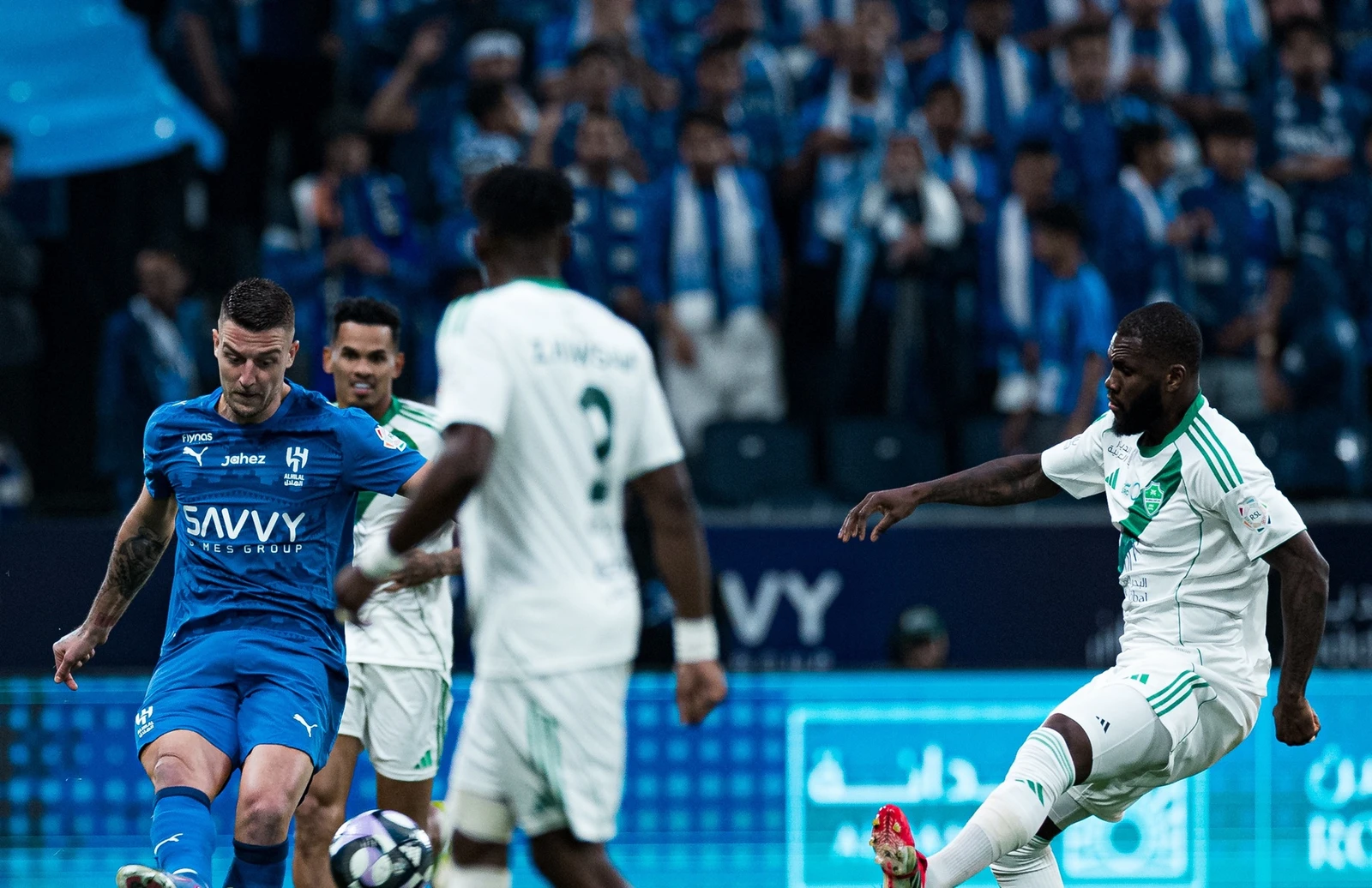 الكشف عن حكم كلاسيكو الهلال والأهلي في دوري روشن