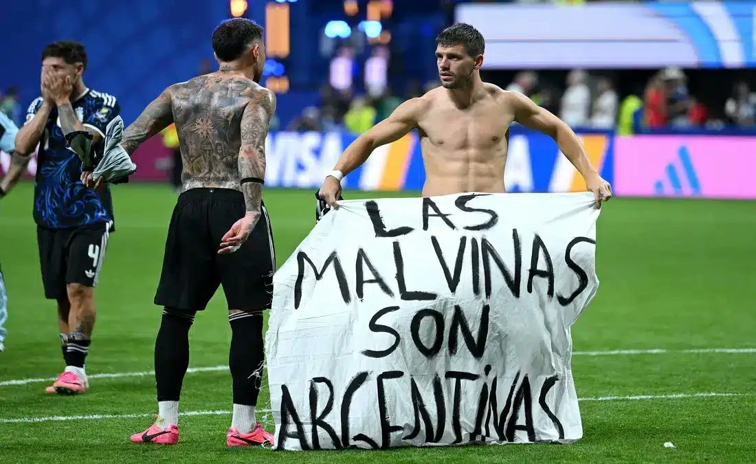الفيفا يفتح تحقيقًا انضباطيًا ضد الأرجنتين بسبب كأس العالم
