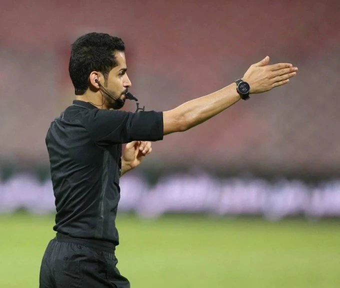 فيصل البلوي حكمًا لمباراة النصر والخليج 