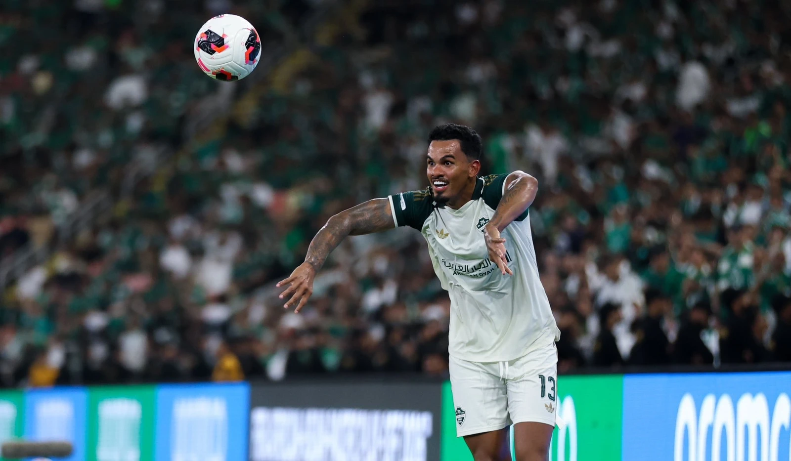 لماذا غاب جالينو عن تشكيلة الأهلي قبل كلاسيكو الهلال؟
