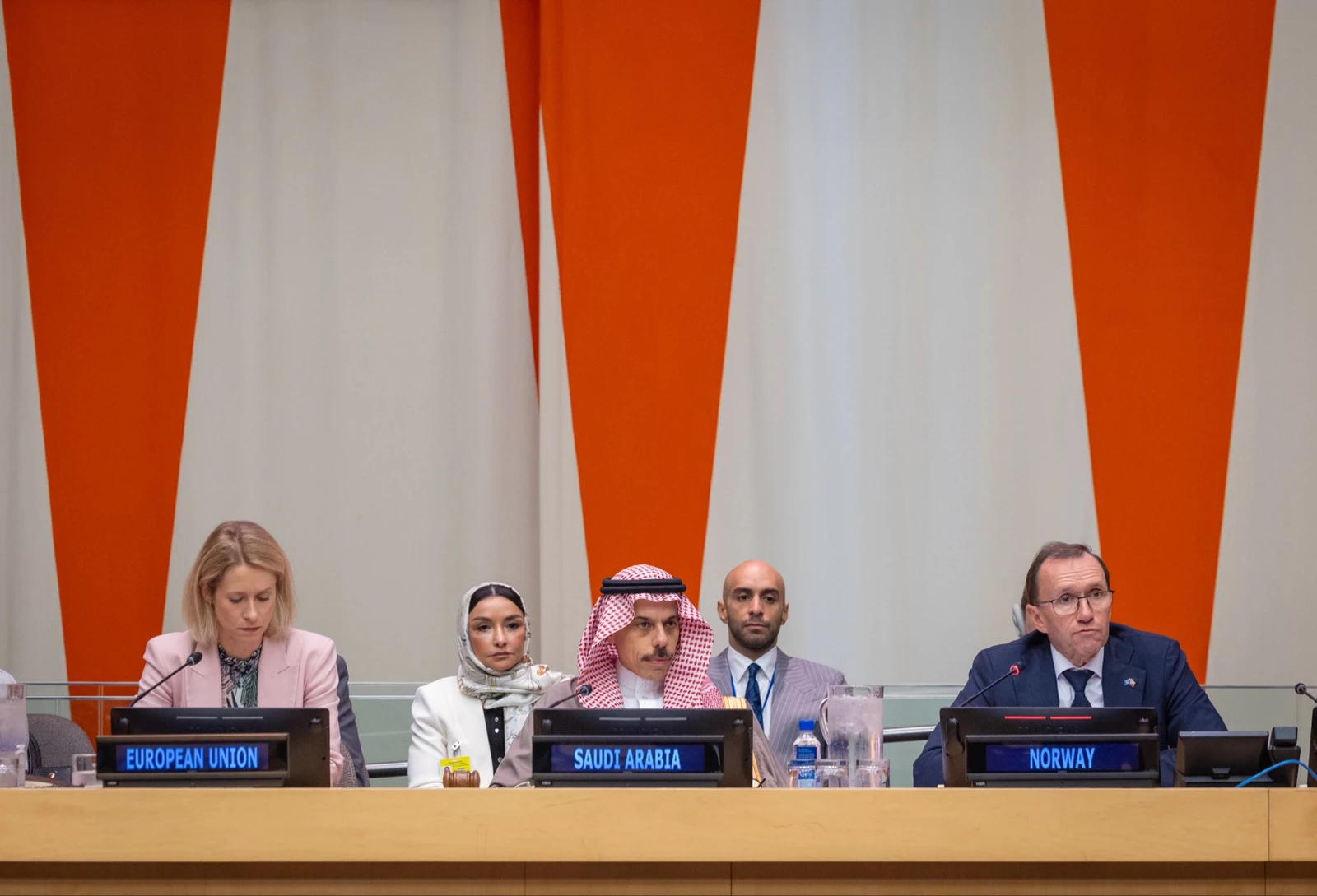 التحالف العالمي لحل الدولتين: حل القضية الفلسطينية أساس السلام بالمنطقة