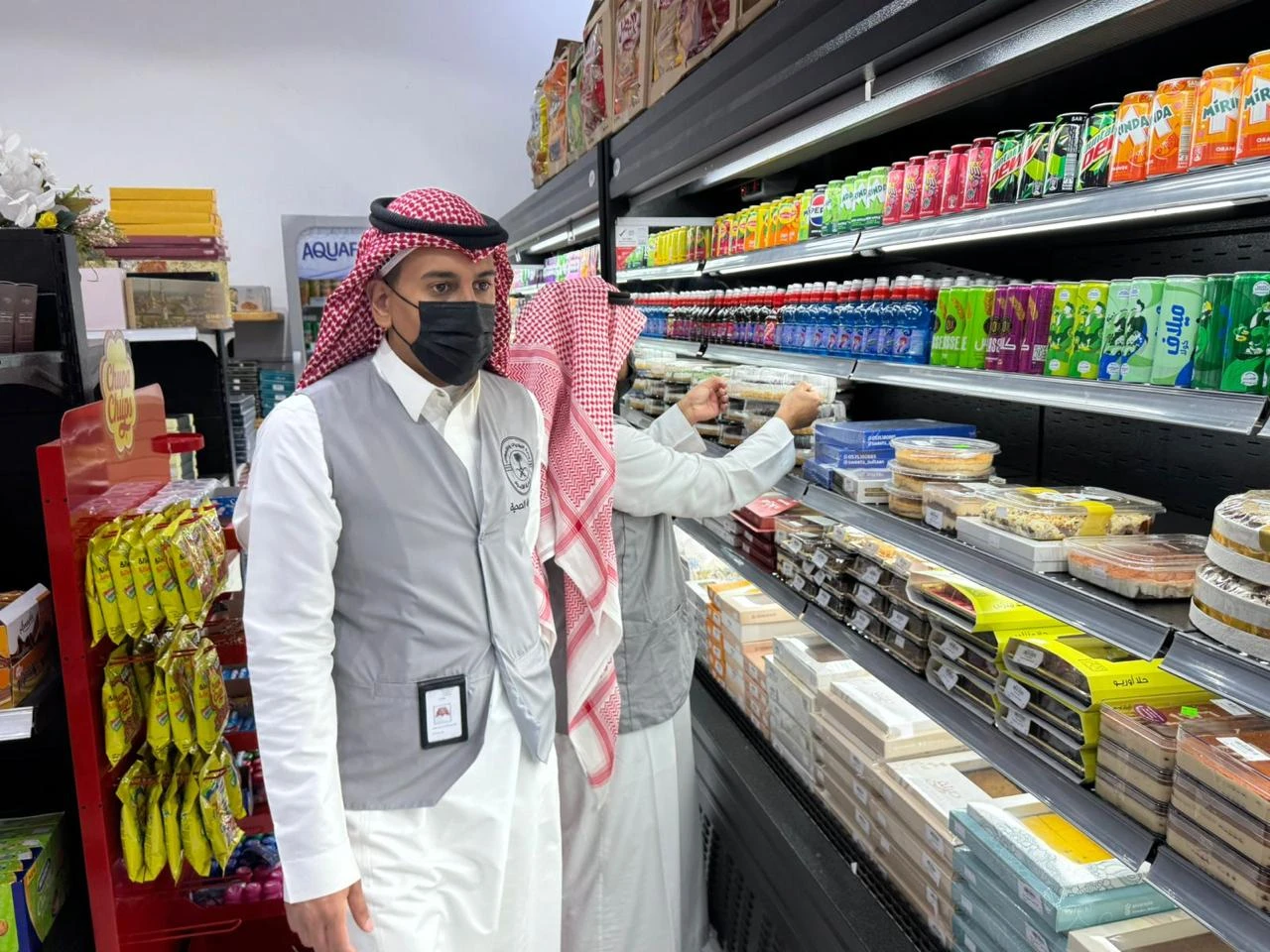 إغلاق 4 منشآت وتسجيل 71 مخالفة في القصيم