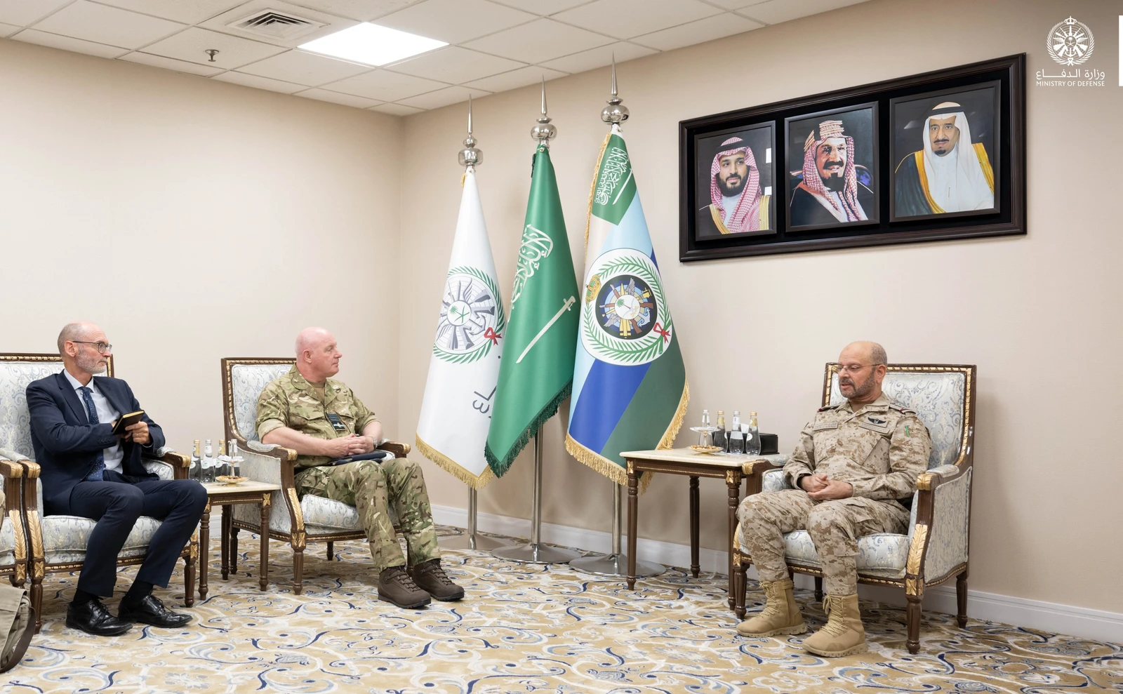 مباحثات سعودية بريطانية لتعزيز التعاون الدفاعي