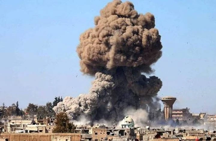 دوي انفجارات قرب حلب في شمال سوريا