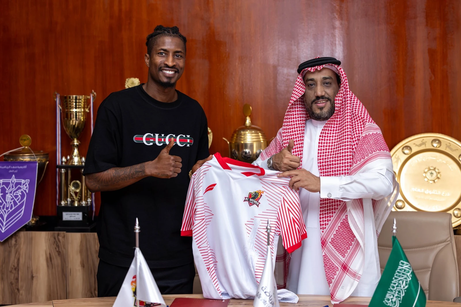 الوحدة يضم النيجيري بيتر أولاينكا لتدعيم هجومه