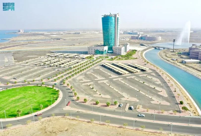 المعسكر يستهدف طلبة الجامعة
