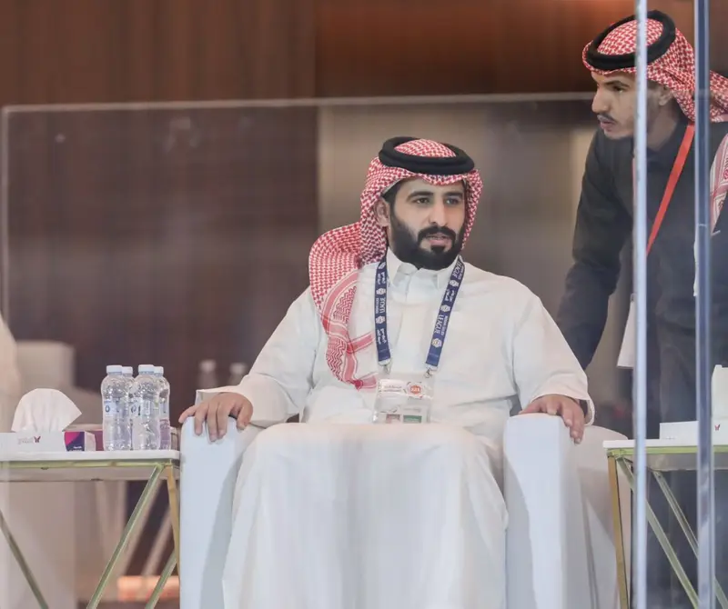 الانضباط والأخلاق تقرر إيقاف رئيس نادي ضمك بسبب الأهلي