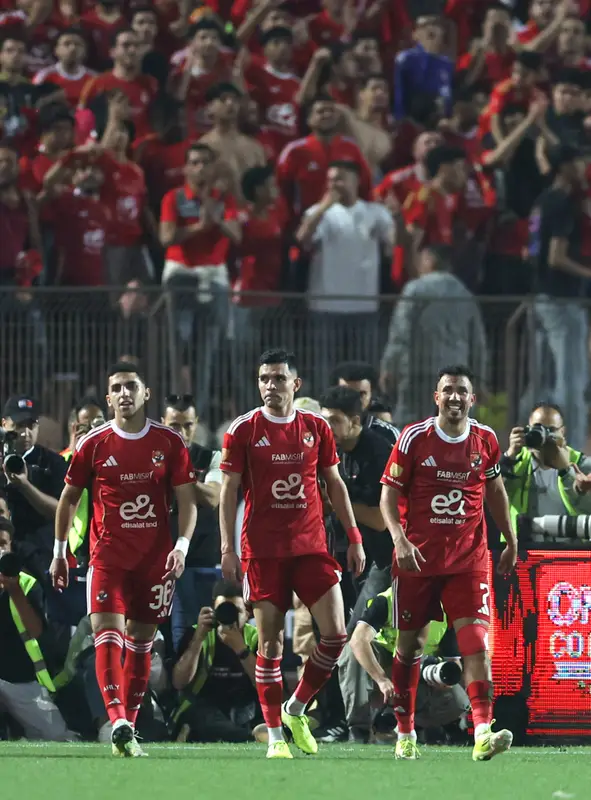 بنشرقي يقود الأهلي للفوز على الزمالك وإنعاش آماله في الدوري المصري