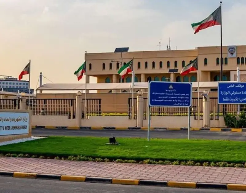الكويت: وفاة عامل جراء استهداف إيراني لمحطة كهرباء