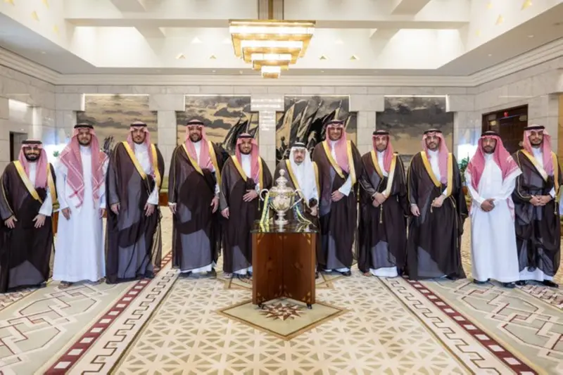أمير الرياض يستقبل رئيس مجلس إدارة النصر