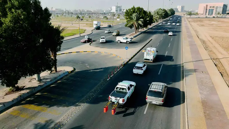 22 معدة ذكية تقيّم حالة الطرق في تبوك