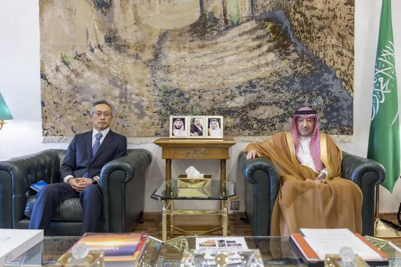 ولي العهد يتلقى رسالتين خطيتين من رئيس رواندا ورئيسة وزراء اليابان
