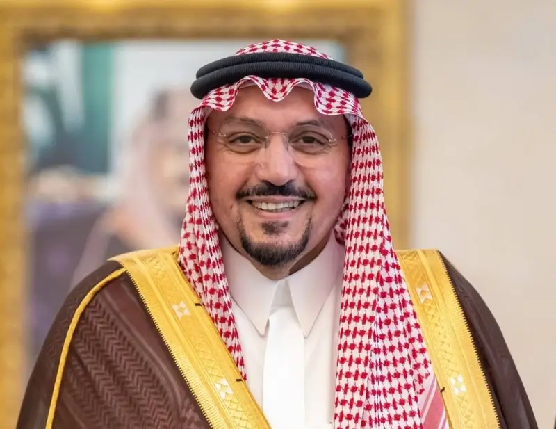 أمير القصيم يشيد باعتماد مشروع "مدينة النخيل"