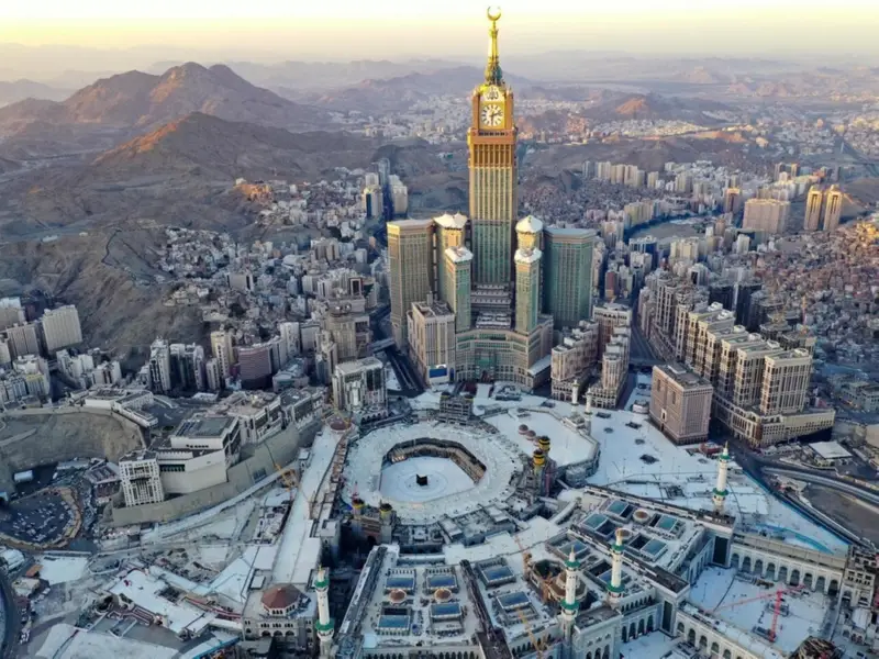خدمة ضيوف الرحمن.. من عهد المؤسس إلى الرؤية