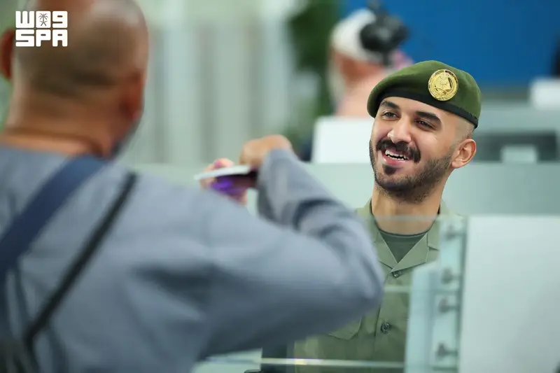 أولى رحلات حجاج الخارج تغادر مطار جدة