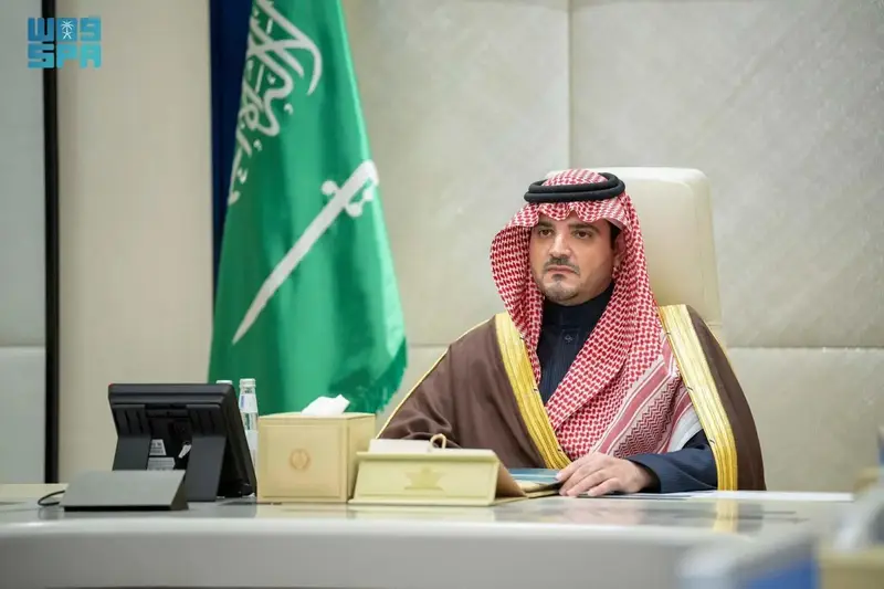 وزير الداخلية يؤكد باجتماع الأمراء على توجيهات حفظ الأمن