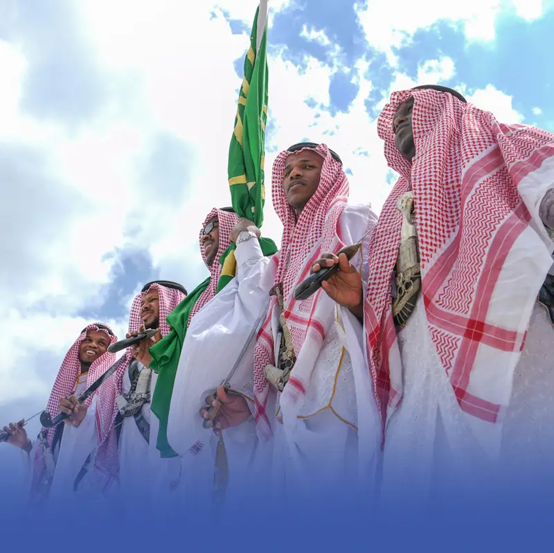 أهالي فيفاء يحيون العيد بالأهازيج والفنون الشعبية