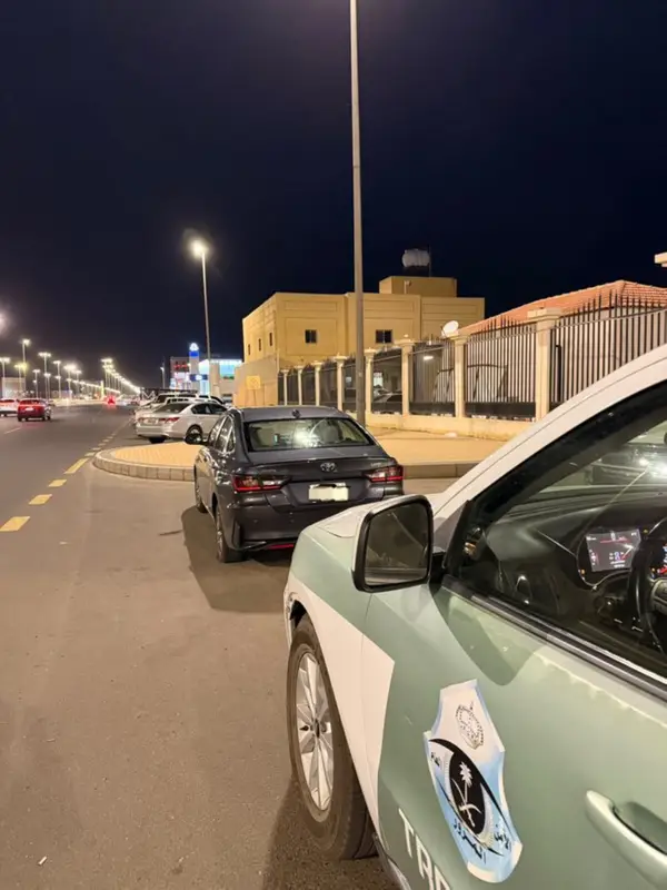 "المرور" يضبط قائد مركبة مارس التفحيط في تبوك
