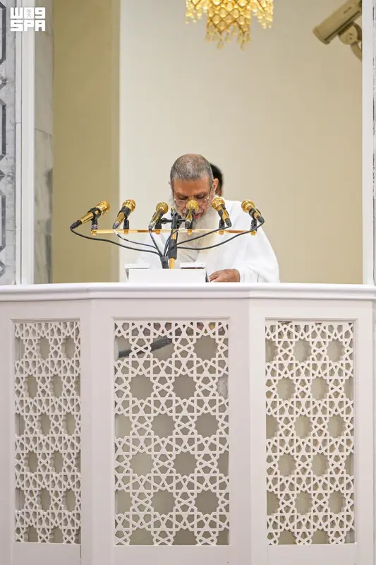 خطيب عرفة: لا شعارات سياسية أو نداءات حزبية في الحج